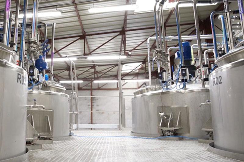 Adelya s’offre Soprodis et Elidis