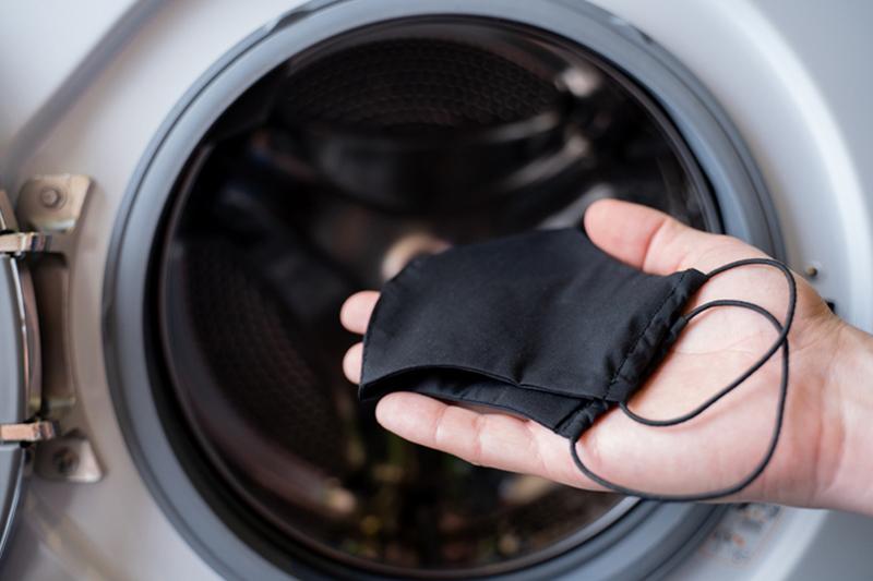 Laverie, pressing et blanchisserie. Des fiches pour le lavage des masques en tissu