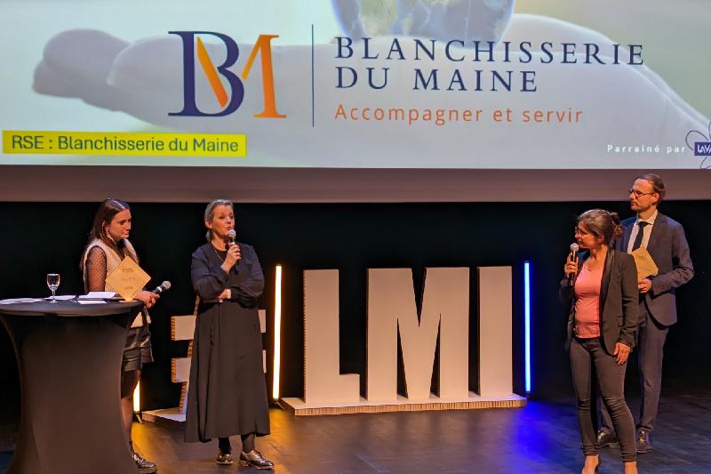 Deux trophées pour la blanchisserie du Maine !